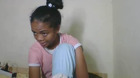 Snapshot of fetranialdy chatting on 05/08/26, 07:14 fetranialdy online show from 05/08/26, 07:14