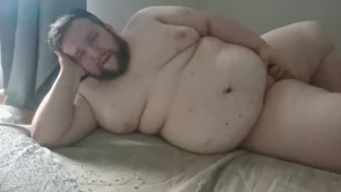 Snapshot of fettebifotze28h chatting on 09/19/25, 04:29 Cow Sow online show from 09/19/25, 04:29