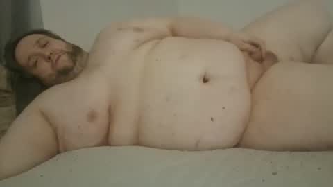 Snapshot of fettebifotze28h chatting on 11/05/25, 04:18 Cow Sow online show from 11/05/25, 04:18