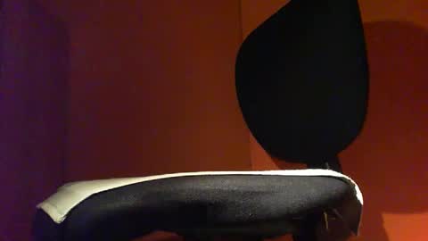 Snapshot of fettes chatting on 02/07/25, 11:55 fettes online show from 02/07/25, 11:55