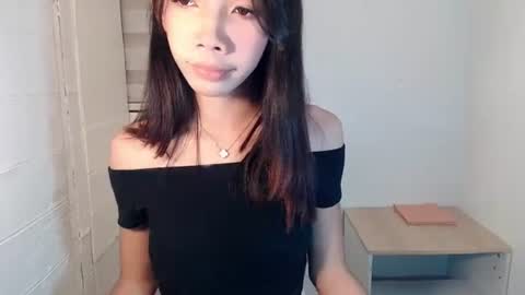 Snapshot of feyaaa chatting on 01/27/25, 06:31 feyaaa online show from 01/27/25, 06:31