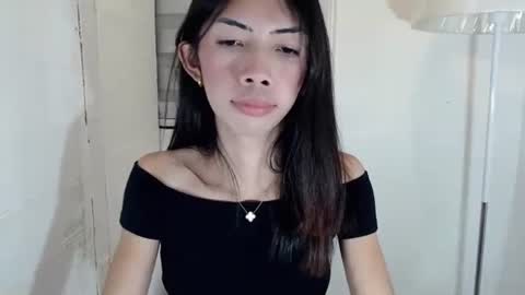 Snapshot of feyaaa chatting on 02/03/25, 11:31 feyaaa online show from 02/03/25, 11:31