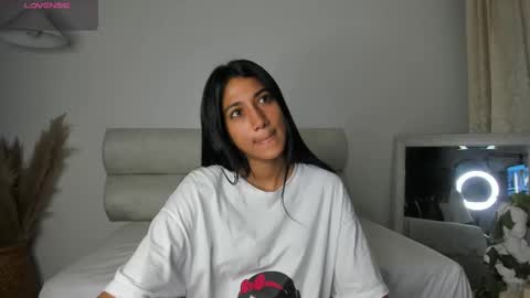 Freyja  online show from 09/30/25, 12:48