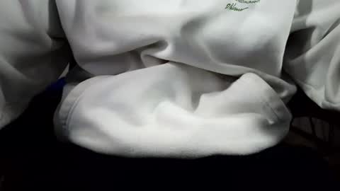 Snapshot of fhfhhhhg chatting on 04/04/26, 02:10 fhfhhhhg online show from 04/04/26, 02:10