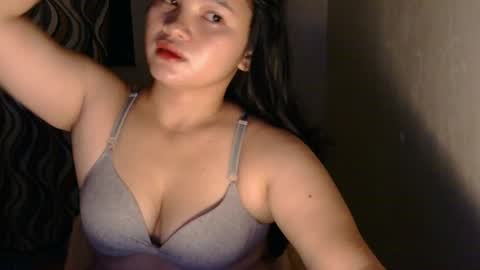 fhwilloughbyxx online show from 06/18/26, 09:47