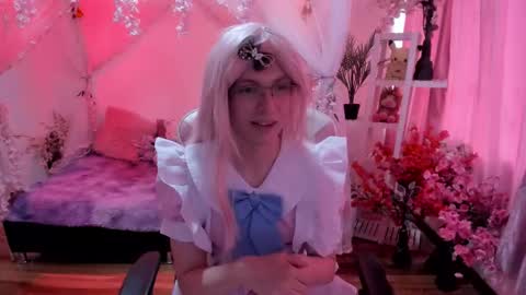 fi_cosplay online show from 10/14/25, 08:31