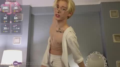 Thomas online show from 10/08/25, 07:44