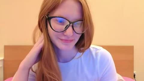 Snapshot of fiamoor chatting on 05/21/26, 10:39 Fia online show from 05/21/26, 10:39