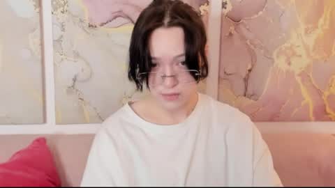 Snapshot of fiamoory chatting on 03/31/26, 01:40 fiamoory online show from 03/31/26, 01:40