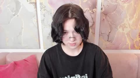 Snapshot of fiamoory chatting on 04/09/26, 01:27 fiamoory online show from 04/09/26, 01:27