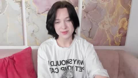 Snapshot of fiamoory chatting on 04/12/26, 01:21 fiamoory online show from 04/12/26, 01:21