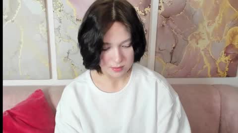 Snapshot of fiamoory chatting on 04/21/26, 01:42 fiamoory online show from 04/21/26, 01:42