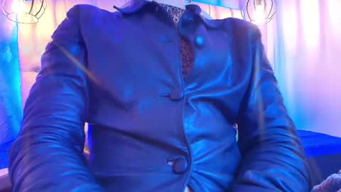   online show from 12/19/25, 07:37