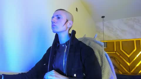   online show from 04/03/26, 07:34