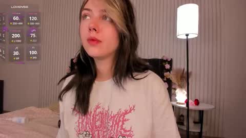 Filla online show from 09/19/25, 02:13