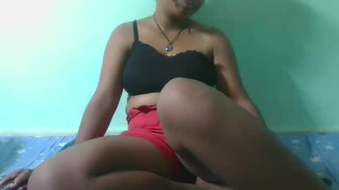 Snapshot of fifaalydia chatting on 02/18/25, 03:43 fifaalydia online show from 02/18/25, 03:43