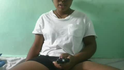 Snapshot of fifaalydia chatting on 02/23/25, 04:02 fifaalydia online show from 02/23/25, 04:02