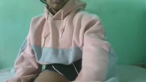 Snapshot of fifaalydia chatting on 02/28/25, 11:47 fifaalydia online show from 02/28/25, 11:47