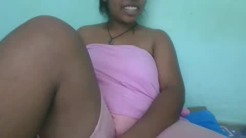 Snapshot of fifaalydia chatting on 03/07/25, 07:27 fifaalydia online show from 03/07/25, 07:27