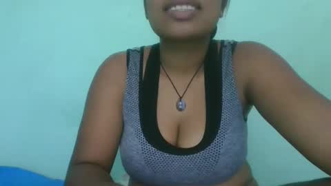 Snapshot of fifaalydia chatting on 03/10/25, 09:32 fifaalydia online show from 03/10/25, 09:32