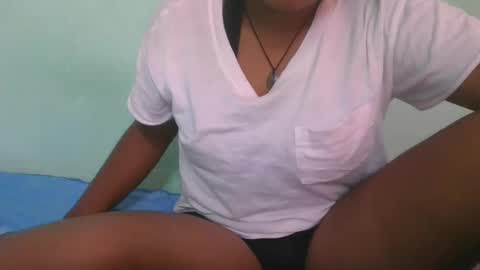 Snapshot of fifaalydia chatting on 03/11/25, 11:23 fifaalydia online show from 03/11/25, 11:23