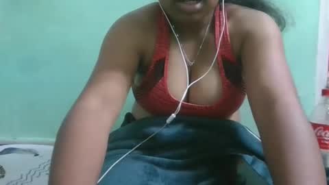 Snapshot of fifaalydia chatting on 09/27/25, 09:14 fifaalydia online show from 09/27/25, 09:14