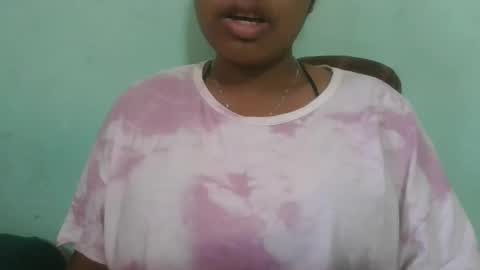 Snapshot of fifaalydia chatting on 10/13/25, 09:31 fifaalydia online show from 10/13/25, 09:31