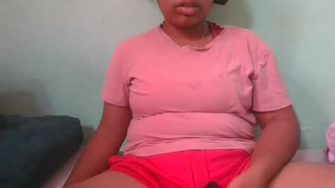 Snapshot of fifaalydia chatting on 10/18/25, 11:00 fifaalydia online show from 10/18/25, 11:00