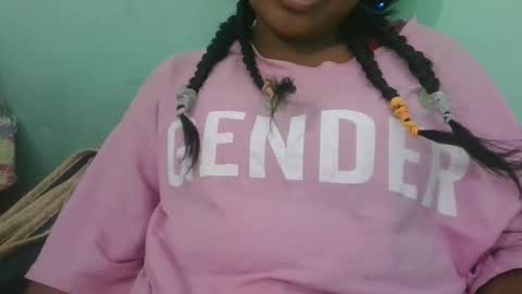 Snapshot of fifaalydia chatting on 10/30/25, 11:00 fifaalydia online show from 10/30/25, 11:00