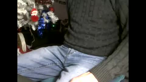 fifi010203 online show from 12/14/24, 10:13