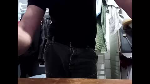 Snapshot of fifi010203 chatting on 04/12/26, 04:45 fifi010203 online show from 04/12/26, 04:45