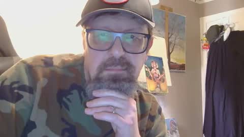 Snapshot of figuredraw chatting on 02/04/26, 10:26 figuredraw online show from 02/04/26, 10:26