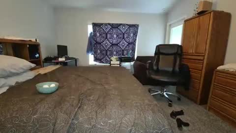 filfaonyx online show from 10/22/25, 04:29