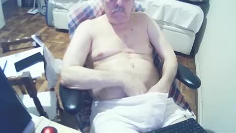 Snapshot of filhober chatting on 12/08/24, 02:07 filhober online show from 12/08/24, 02:07