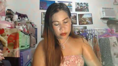 Snapshot of filipina_beauty69 chatting on 09/10/25, 06:52 filipina beauty. online show from 09/10/25, 06:52