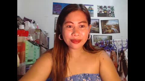 Snapshot of filipina_beauty69 chatting on 10/22/25, 08:52 filipina beauty. online show from 10/22/25, 08:52