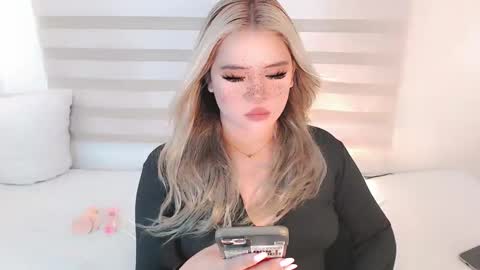 Snapshot of filipina_slutty69xxx chatting on 04/08/26, 04:45 Angela DONT FORGET TO FOLLOW AND GIVE ME APPRECIATION online show from 04/08/26, 04:45