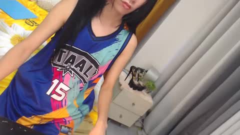 stephanie online show from 03/08/25, 07:05