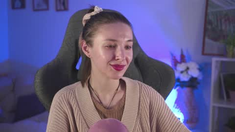 Snapshot of filipinaadams chatting on 12/12/24, 12:22 cap and Lana  online show from 12/12/24, 12:22