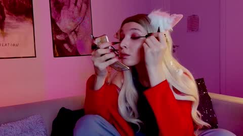 Snapshot of filipinaadams chatting on 12/22/24, 08:16 cap and Lana  online show from 12/22/24, 08:16