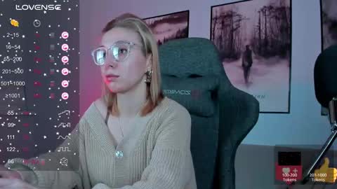 Snapshot of filipinaadams chatting on 02/20/25, 08:39 cap and Lana  online show from 02/20/25, 08:39