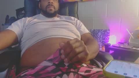 Snapshot of filisdude chatting on 10/04/25, 07:45 frank online show from 10/04/25, 07:45