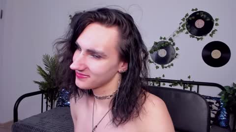 Honey Ill be waiting for you Tue Wed Thu Fri Sat Sun 10am-5pm online show from 01/22/25, 01:11