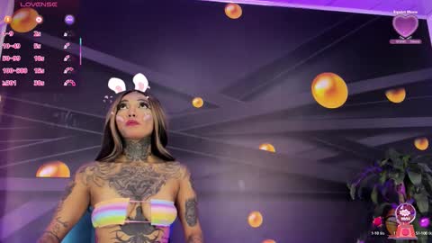 Snapshot of filletatouee chatting on 09/21/25, 10:33 filletatouee online show from 09/21/25, 10:33