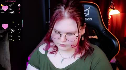 Snapshot of fillisfire chatting on 03/28/26, 04:06 - online show from 03/28/26, 04:06