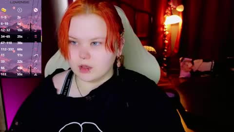 Snapshot of fillisfire chatting on 04/22/26, 11:01 - online show from 04/22/26, 11:01