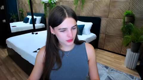 Snapshot of finalaccord chatting on 09/22/25, 10:06 Amanda online show from 09/22/25, 10:06
