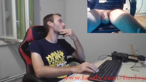 Snapshot of findo1991 chatting on 01/26/25, 04:30 Jane and Findo online show from 01/26/25, 04:30