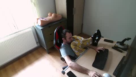 Snapshot of findo1991 chatting on 02/25/25, 11:08 Jane and Findo online show from 02/25/25, 11:08