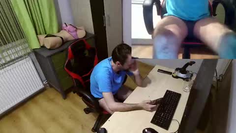 Snapshot of findo1991 chatting on 03/08/25, 09:40 Jane and Findo online show from 03/08/25, 09:40